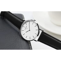 Kép 2/4 -  Chronos Fekete Bőrszíjas Férfi Karóra - Elegant Design