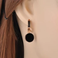 Kép 2/4 - Rosegold Nemesacél Női Fülbevaló - Fekete Dísz