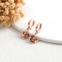 Kép 5/7 - Rosegold Nemesacél Rózsavirág Női Fülbevaló