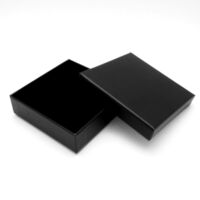 Kép 2/4 - Univerzális Fekete Karkötő Díszdoboz - 8,5x8,5x2,5 cm