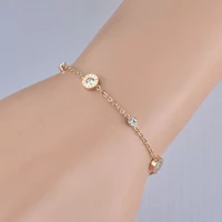 Kép 3/4 - Rosegold Nemesacél Női Karkötő - Római Számos Medálokkal