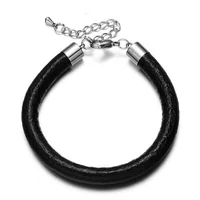 Kép 1/3 - Black Wolf - Egyszerű Fekete Bőr Férfi Karkötő