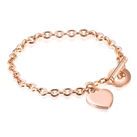 Kép 1/3 - Elegáns Rosegold Acél Női Karlánc - Szív medál