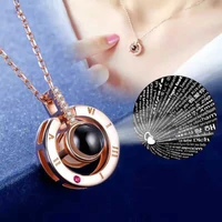 Kép 5/6 - Rosegold Nemesacél Női Nyaklánc - Szerelem 100 Nyelven Medál